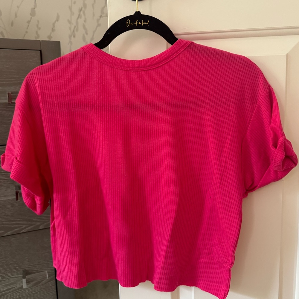 pink shirt